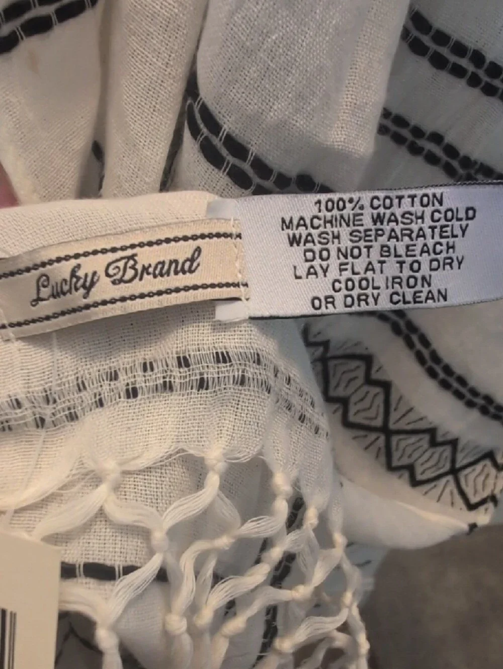 Lucky Brand White Scarf with Black Striped Geometric Pattern and Fringe